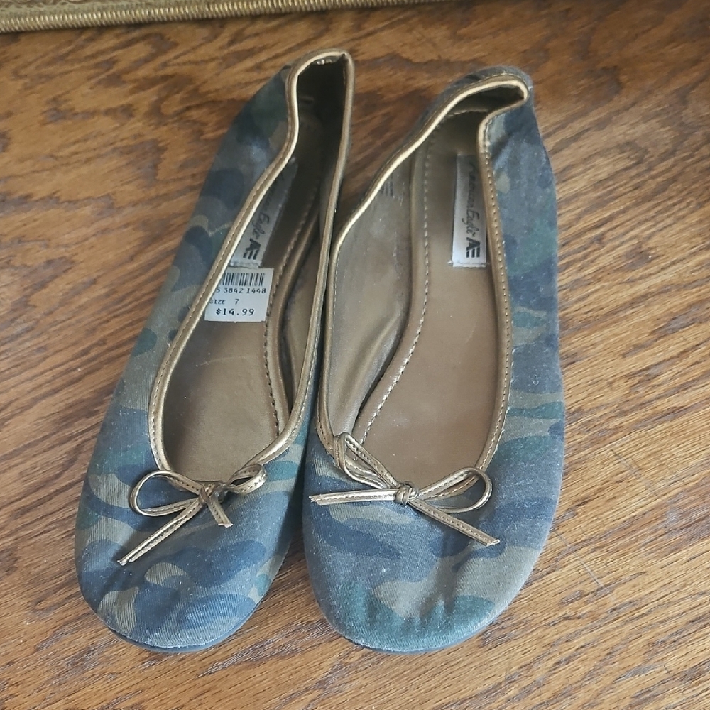 American Eagle Outfitters Camouflage Flats with Gold Trim